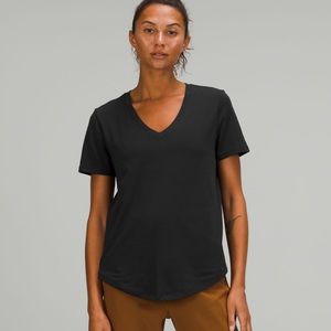 Love Tee, V Neck size 6